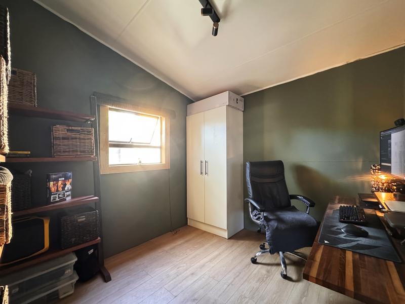 2 Bedroom Property for Sale in Welcome Glen Western Cape